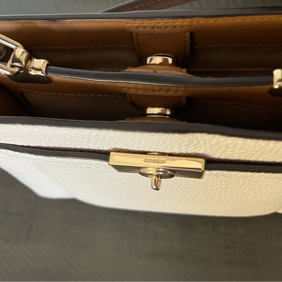 Coach Cream Pebbled Leather Crossbody with Brown Strap !!LIKE NEW! - Picture 3 of 9